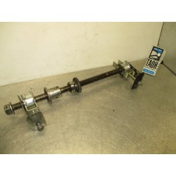 Eje trasero Kymco Venox 250 2004