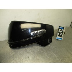 Tapa bajo asiento izquierda Yamaha XVS Drag Star 650 2006