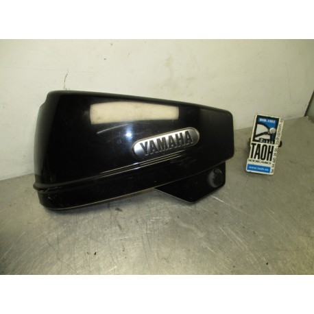 Tapa bajo asiento izquierda Yamaha XVS Drag Star 650 2006