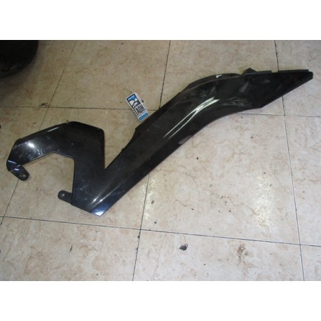 Bajo asiento delantera izquierda BMW C 650 GT 2013