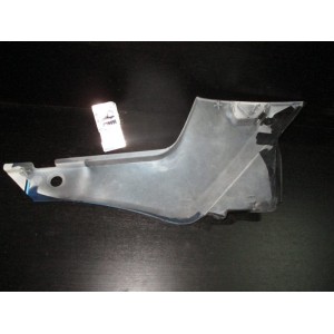 Tapa bajo asiento izquierda Suzuki GSX 550 ES