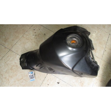 Deposito V-Strom 650 06