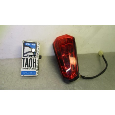 Piloto trasero universal