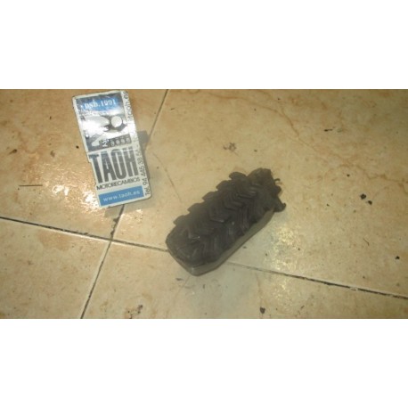 Reposapie delantero izquierdo V-Strom 1050 2021