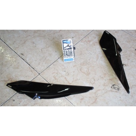 Tapa bajo asiento derecha Honda CBR 1000 RR 2012-2016