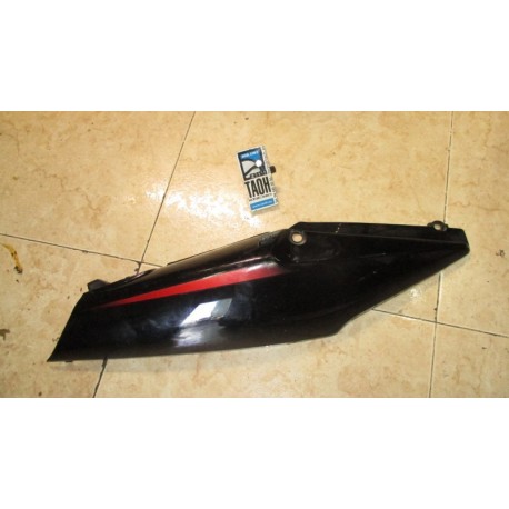 Bajo asiento derecha Honda CBF 600 2012