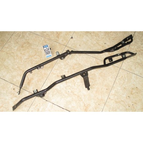 Barra lateral izquierda C 650 GT 13