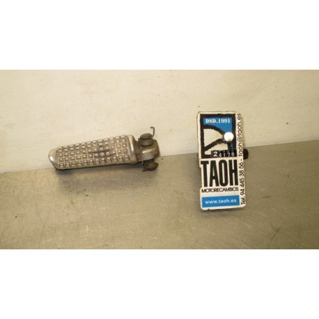Reposapie delantero izquierdo Honda VFR 750 F 1991