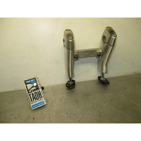 Puentes manillar Marauder 800 07