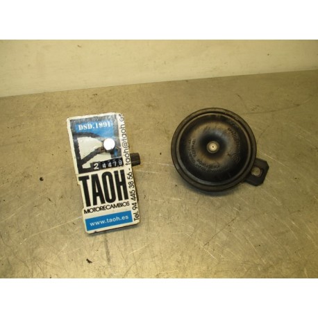 Bocina Suzuki Marauder 800 2007