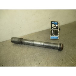 Eje delantero Shiver 750