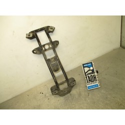 Soporte matrícula Shiver 750