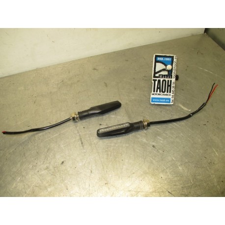 Intermitentes leds universales (pareja)