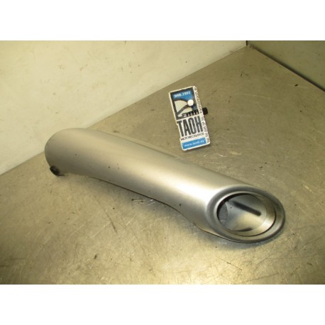 Tapa embellecedor escape izquierdo Suzuki GSR 600 2008