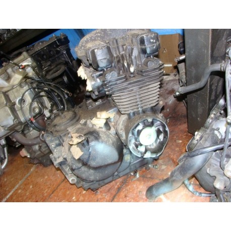 Motor Kawasaki GPZ 400 FII