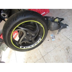 Basculante monobrazo completo CB 1000 R 11