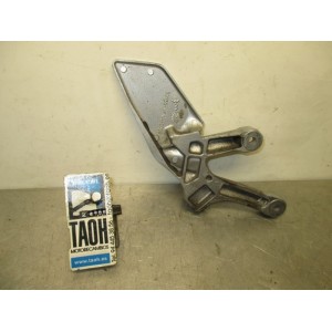 Soporte reposapie delantero izquierdo Honda CB 1000 R 09