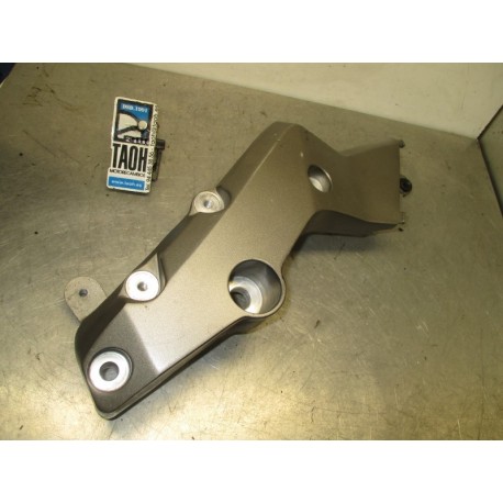 Soporte chasis derecho CB 1000 R 09