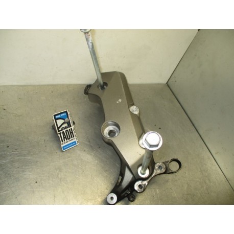 Soporte chasis izquierdo CB 1000 R 09