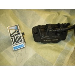 Pinza delantera izquierda CB 1000 R 09