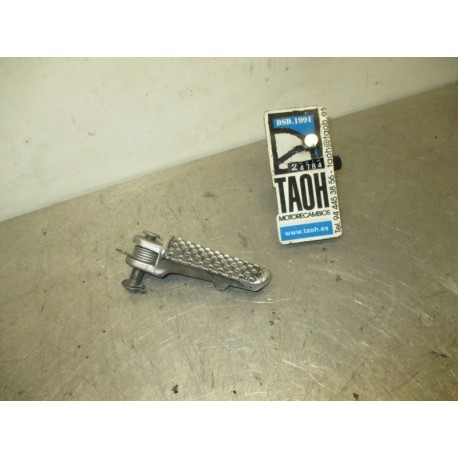 Reposapie delantero derecho CB 1000 R 09