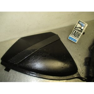 Tapas bajo deposito CB 1000 R 2009