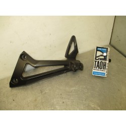Soporte reposapie trasero izquierdo Yamaha FZ6 2008