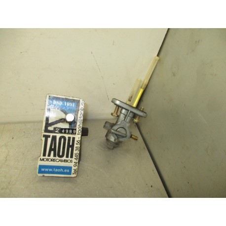 Grifo gasolina Hyosung Aquila 125 2010