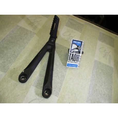 Soporte y reposapie trasero izquierdo Honda CBR 600 RR 2005-2006