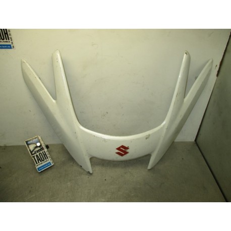 Embellecedor exterior cupula Suzuki Burgman 650 2006