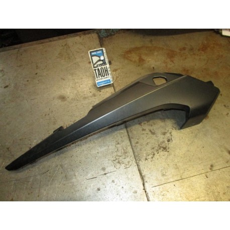 Tapa bajo colin derecha Honda CB500X 2019-2020