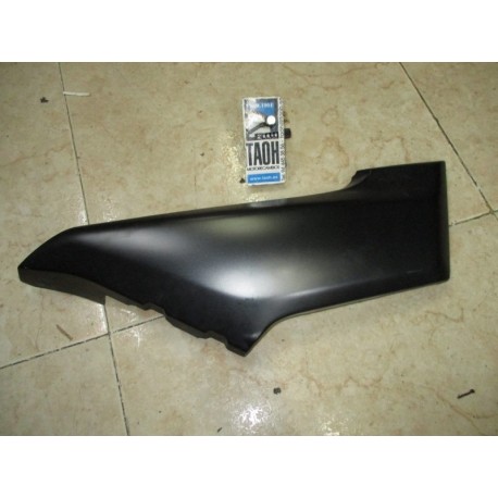 Bajo asiento derecha Suzuki GW 250 Inazuma 2015