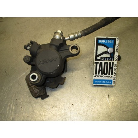 Pinza trasera Suzuki GW 250 Inazuma 2015