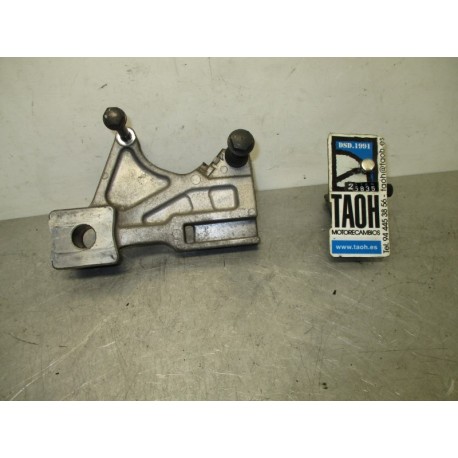 Soporte pinza trasera Suzuki GW 250 Inazuma 2015