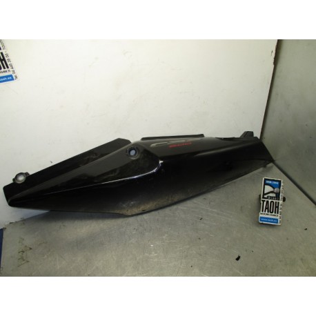 Bajo asiento izquierda Honda CBF 600 2006