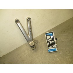 Soporte reposapie trasero izquierdo Yamaha YZF-R6 1999-2002