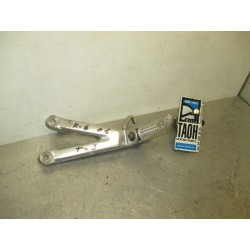 Soporte y reposapie trasero izquierdo Yamaha YZF-R6 1999-2002